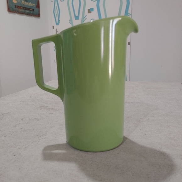 Vintage Melmac pitcher - Picture 2 of 4
